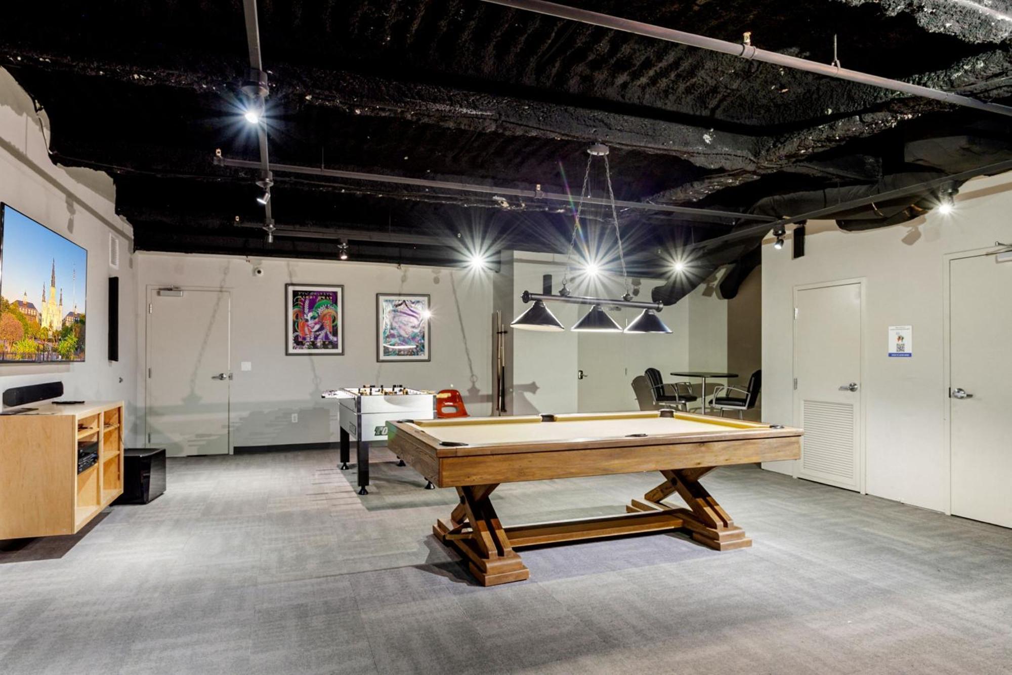 Modern Condo With Game Room In Downtown New Orleans Ngoại thất bức ảnh